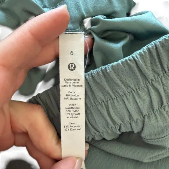 Lululemon Track That Mid-Rise Short 5" Tidewater Teal - Picture 3 of 5